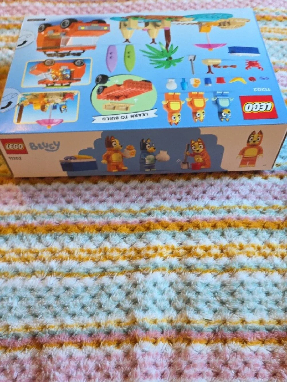 Lego 11202 Bluey Beach & Family Car Trip Playset -